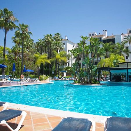 Beachfront Luxury Complex With Tropical Gardens & Pools Marbella Bagian luar foto